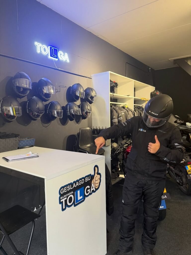 Rijschool Tolga 11